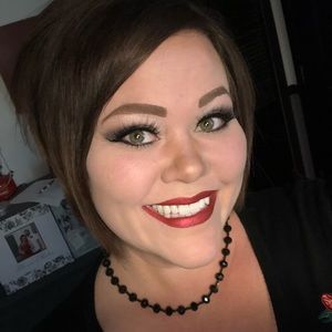 Meet your Posher, Marcea